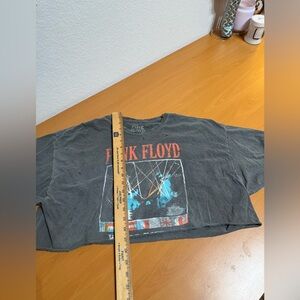 Vintage Pink Floyd Black Short Sleeve Tee Classic Band Design